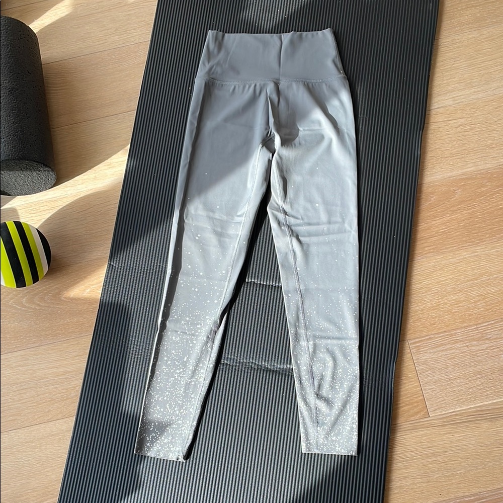 Gray High-Waisted Leggings with Sparkle Detail